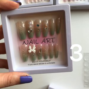 ناخن طراحی دار ????