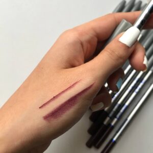 سرمه مدادی زرشکی بارین