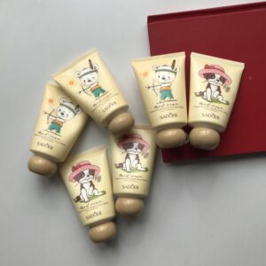 کرم دست صورت کیفی سادور